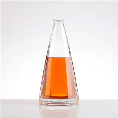 700 ml stikliniai spiritiniai buteliai brendžiui