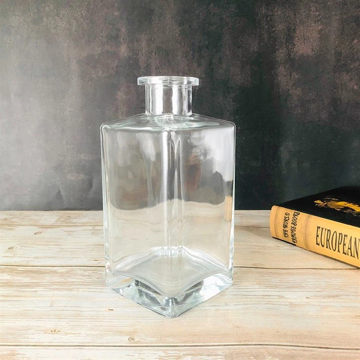 Transparent Square Whiskey Glass Bottle