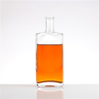 750 ml prabangūs stikliniai buteliai alkoholiui